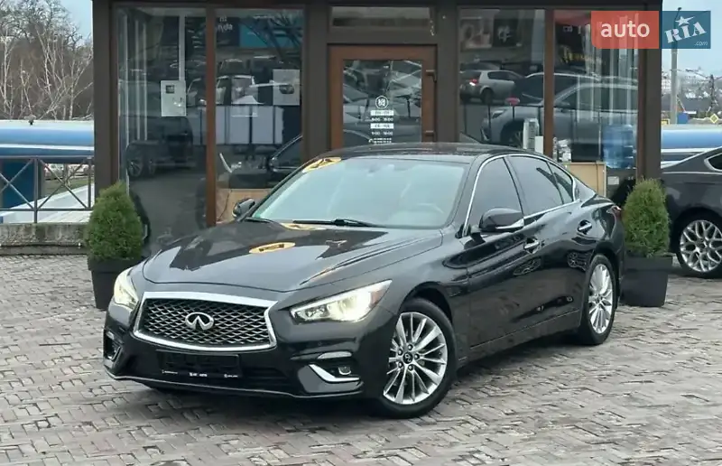 Infiniti Q50