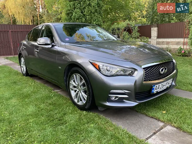 Infiniti Q50