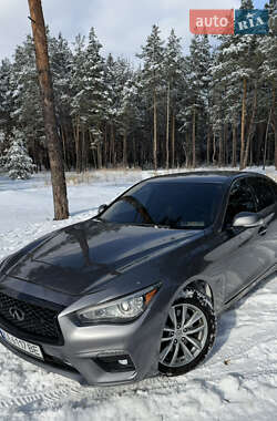 Седан Infiniti Q50 2015 в Киеве