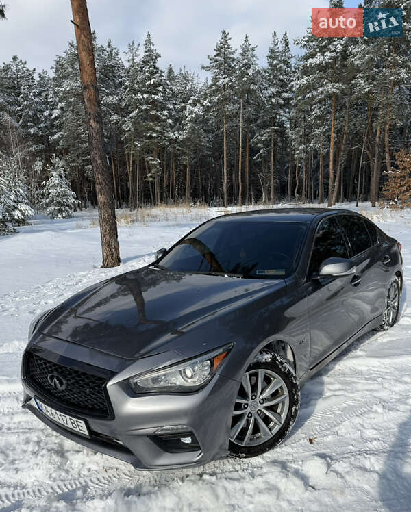 Infiniti Q50 2015