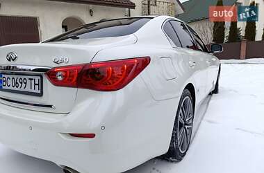Седан Infiniti Q50 2015 в Львове