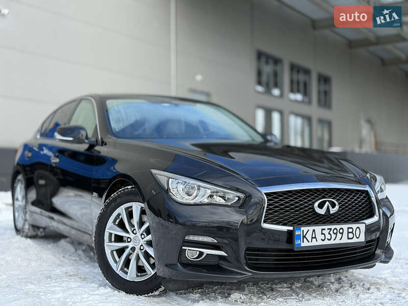 Седан Infiniti Q50 2017 в Киеве