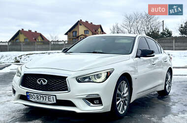 Седан Infiniti Q50 2017 в Мостиській