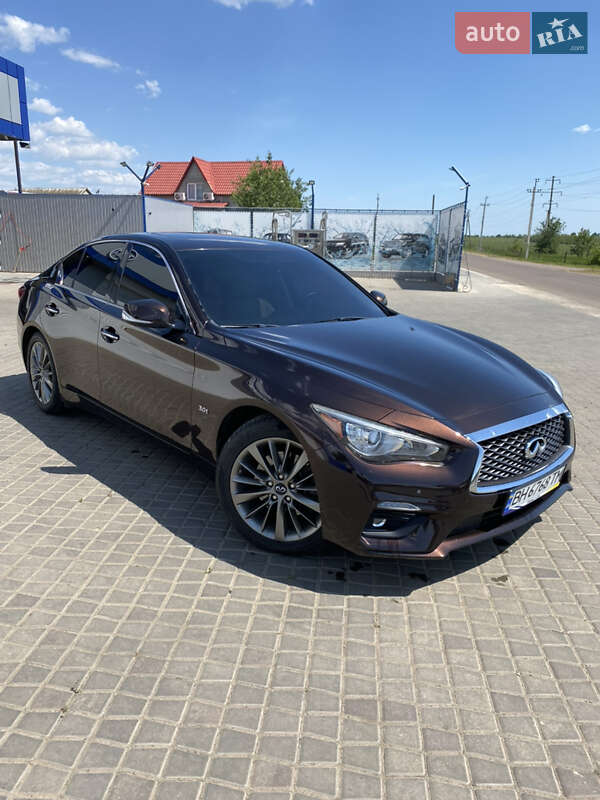 Седан Infiniti Q50 2017 в Одессе