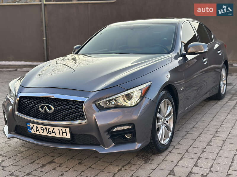 Infiniti Q50 2015