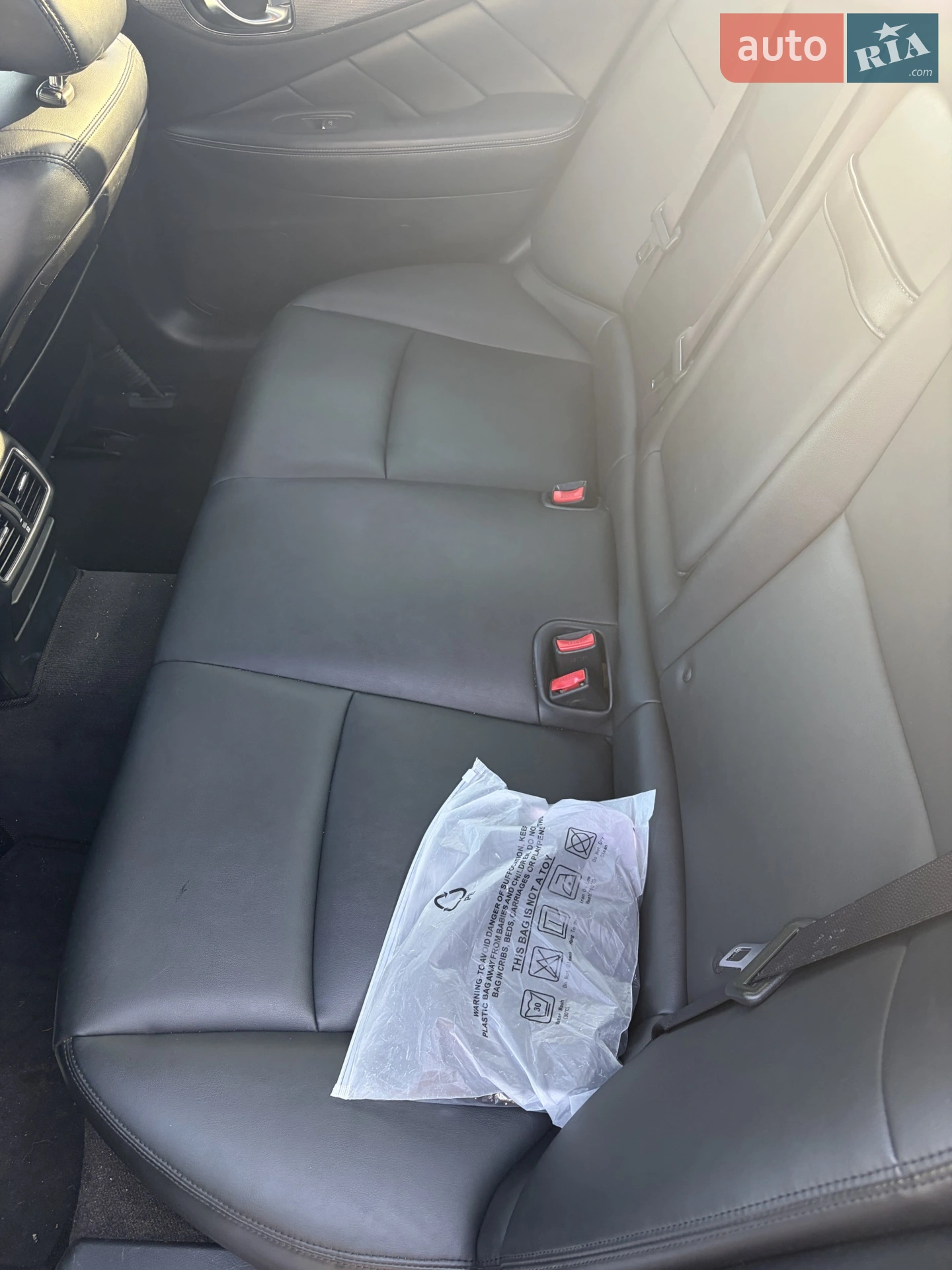 Infiniti Q50 2016 VIN JN1EV7AR7HM830091 фото оголошення 3 з 10