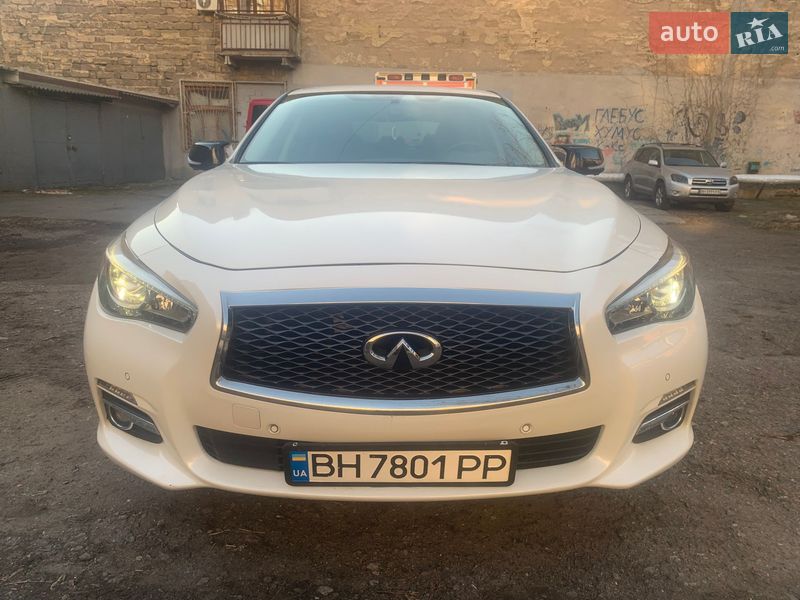 Седан Infiniti Q50 2016 в Одессе