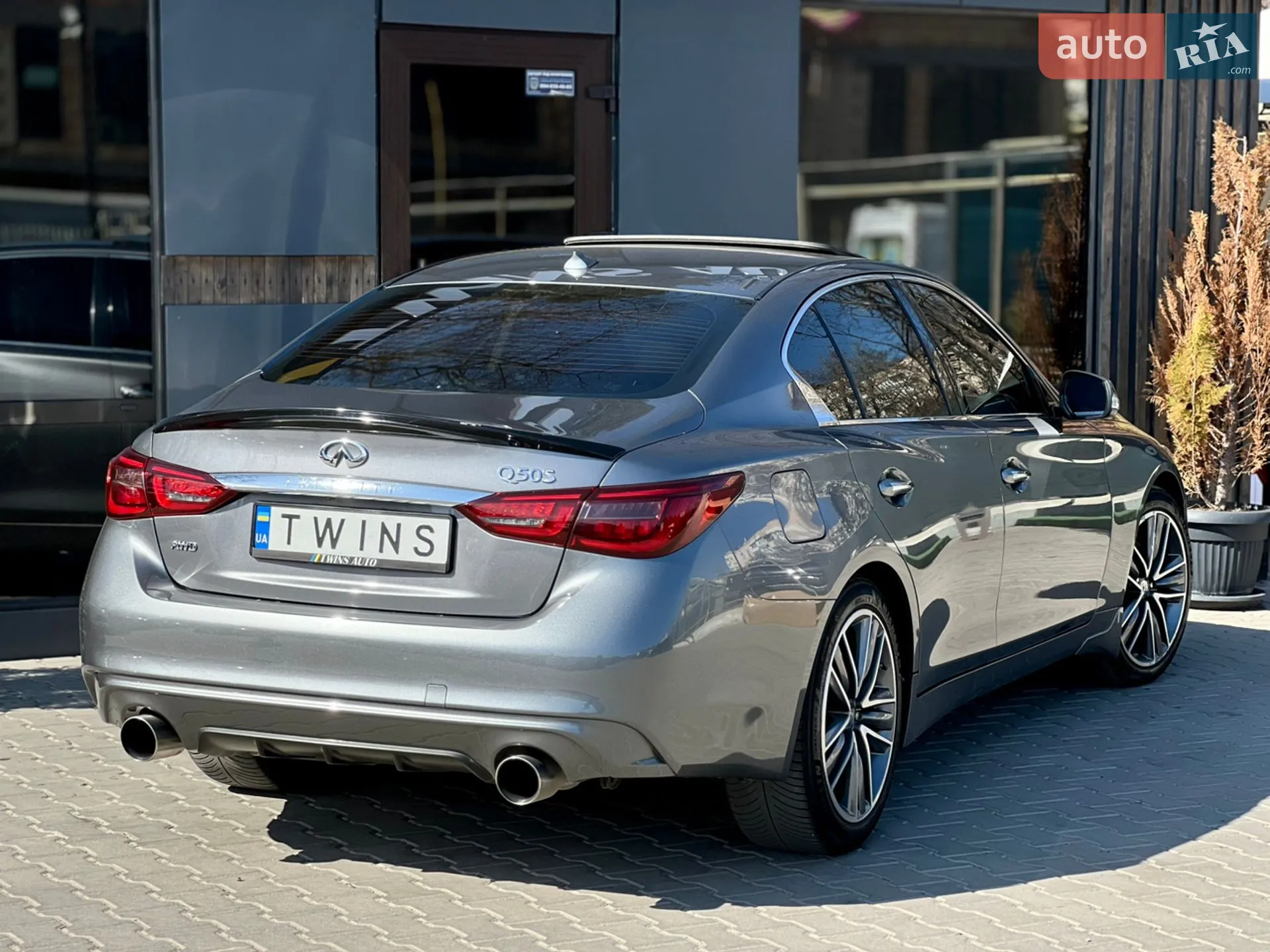 2017 Infiniti Q50 - мініатюра 4
