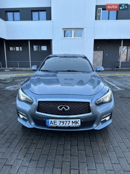 Infiniti Q50 2015