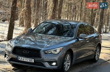 Седан Infiniti Q50 2015 в Киеве
