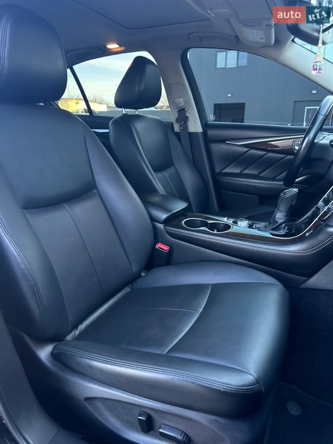 2017 Infiniti Q50 - мініатюра 25