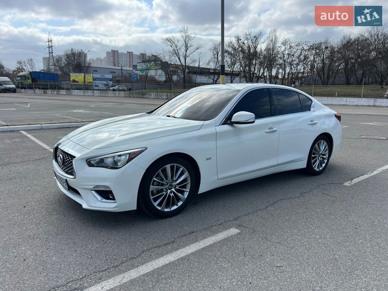Infiniti Q50 2017