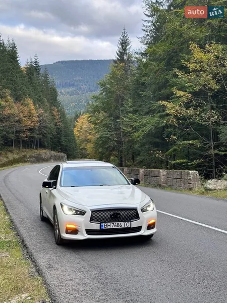 Infiniti Q50