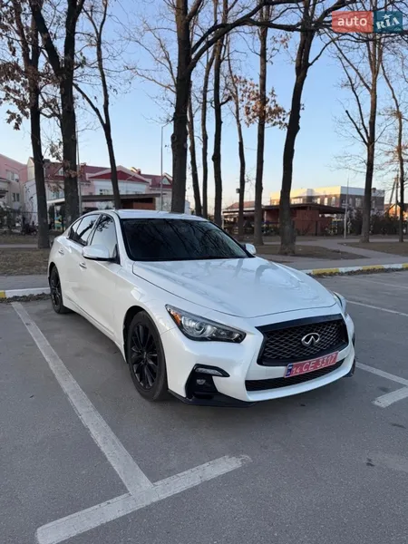 Infiniti Q50