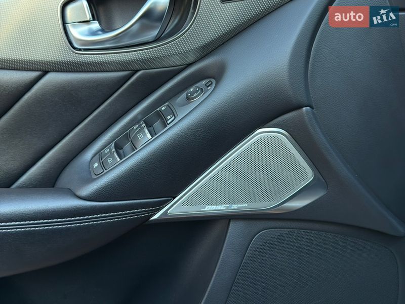 Седан Infiniti Q50 2019 в Киеве