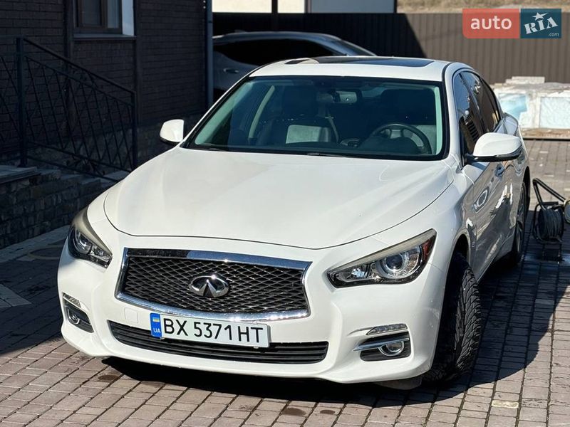 Infiniti Q50 2017