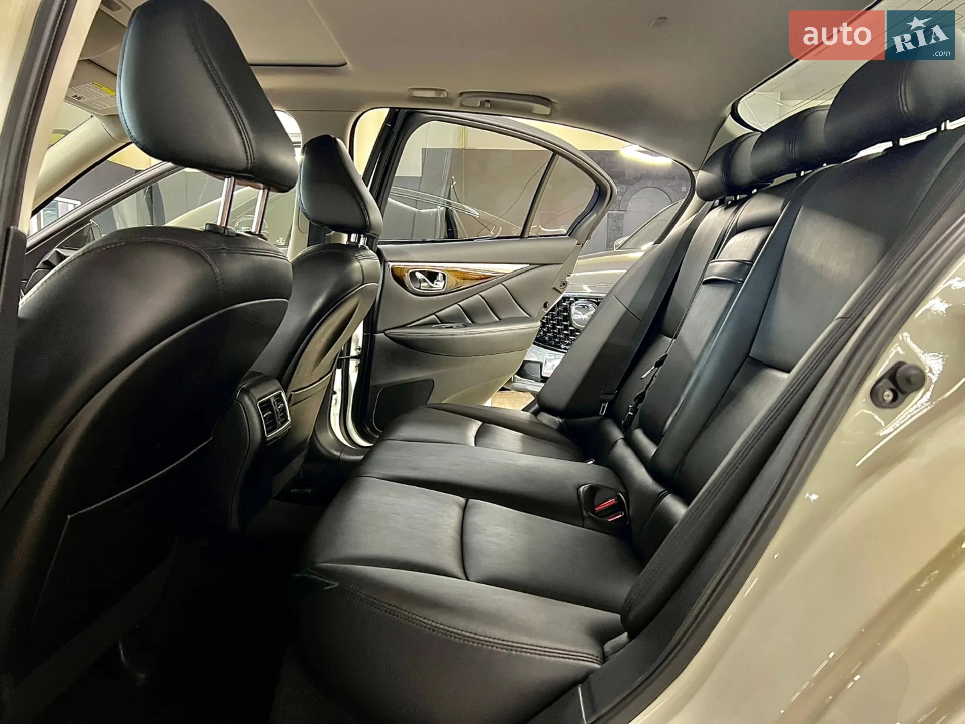 2018 Infiniti Q50 - мініатюра 16