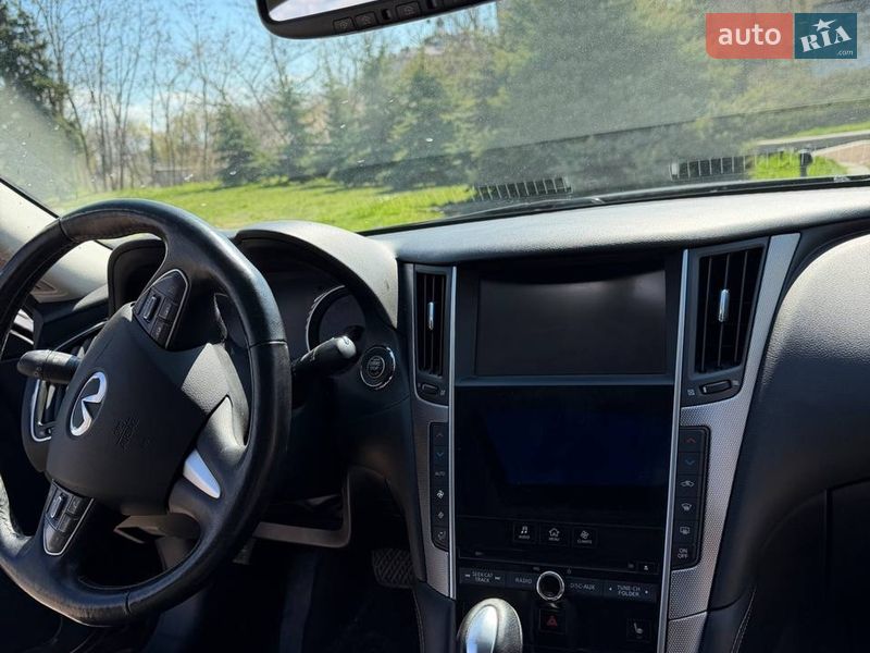 Седан Infiniti Q50 2016 в Черкассах