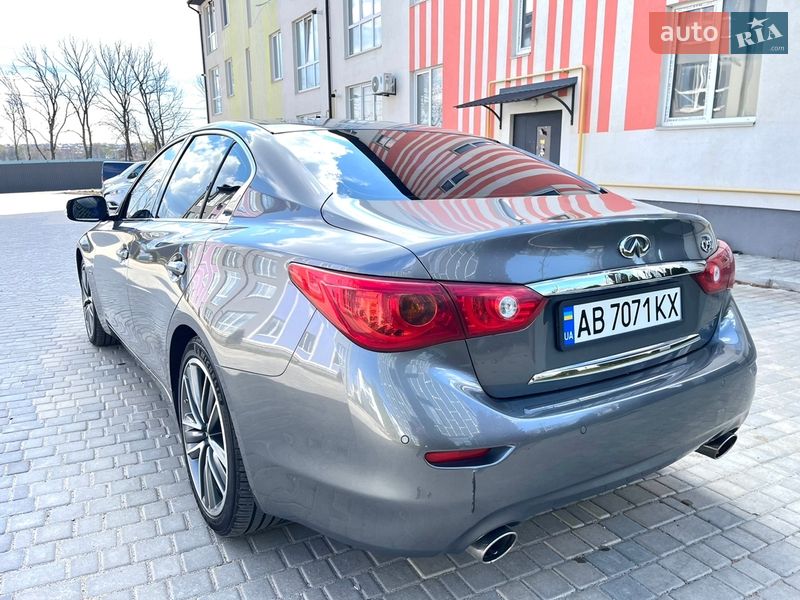 Седан Infiniti Q50 2016 в Виннице