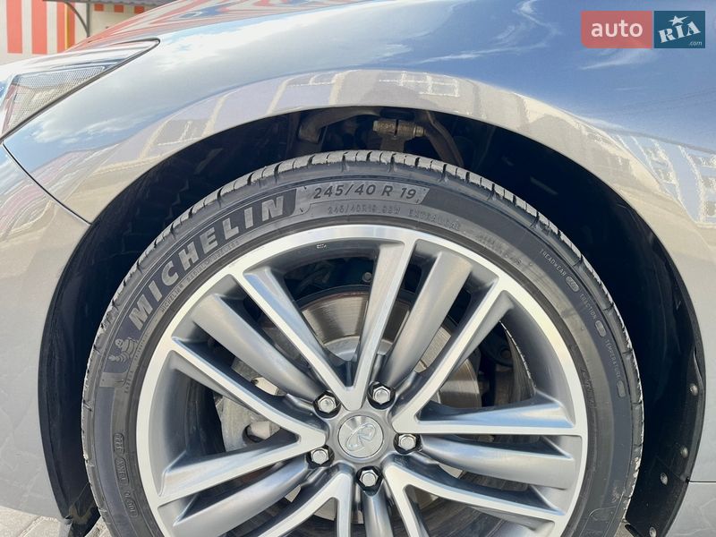 Седан Infiniti Q50 2016 в Виннице