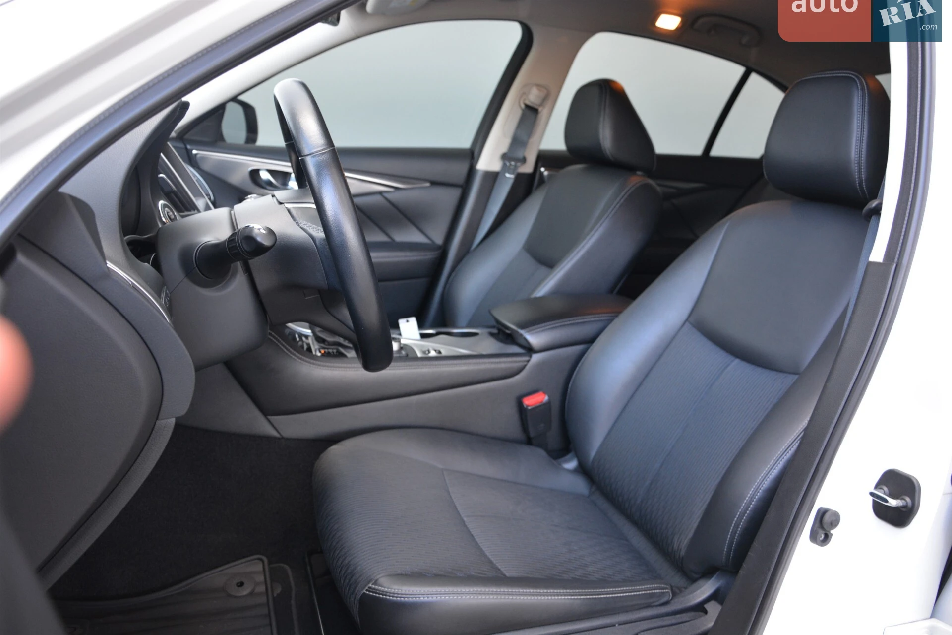 2019 Infiniti Q50 - мініатюра 2