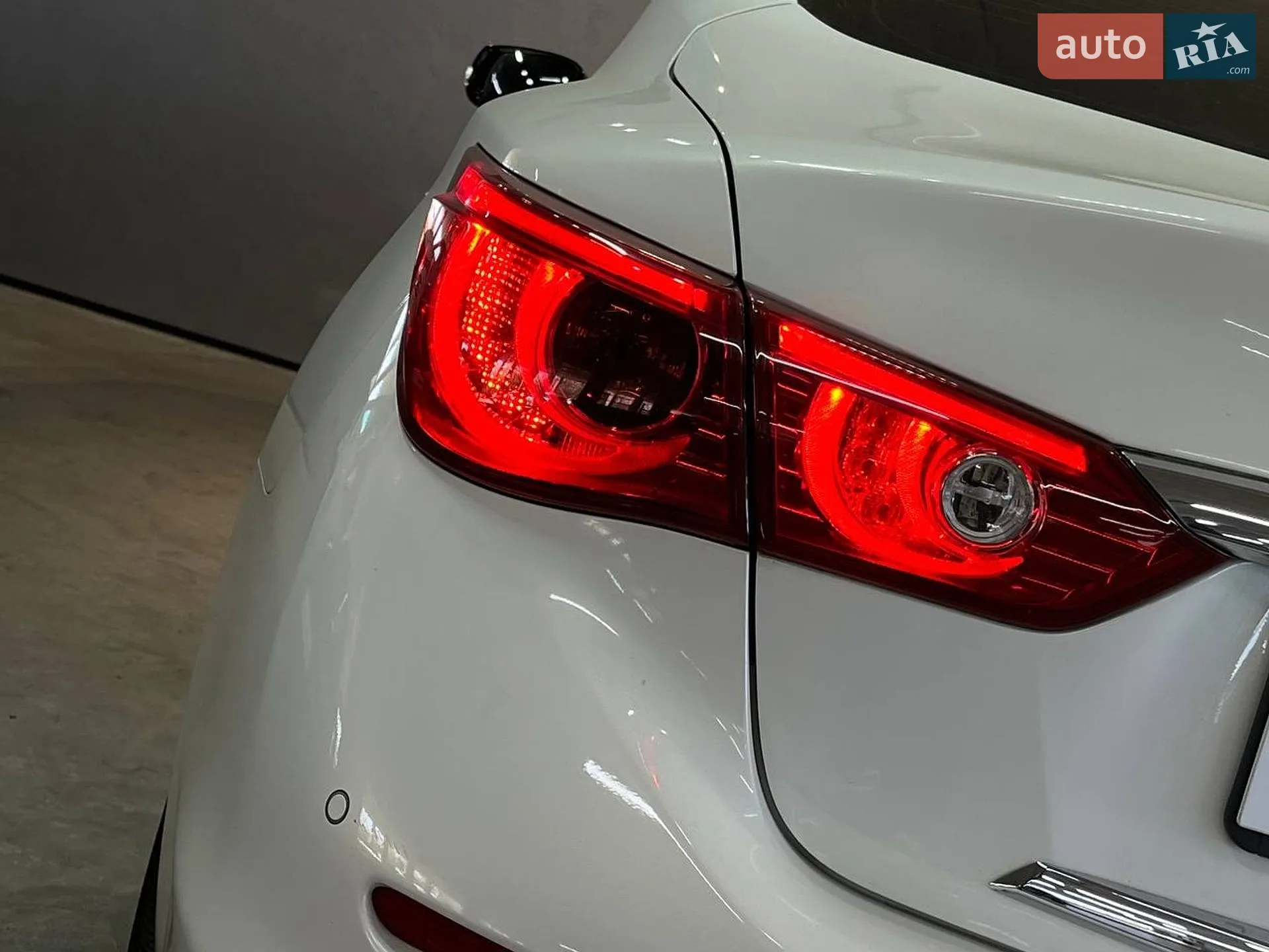 2014 Infiniti Q50 - мініатюра 15