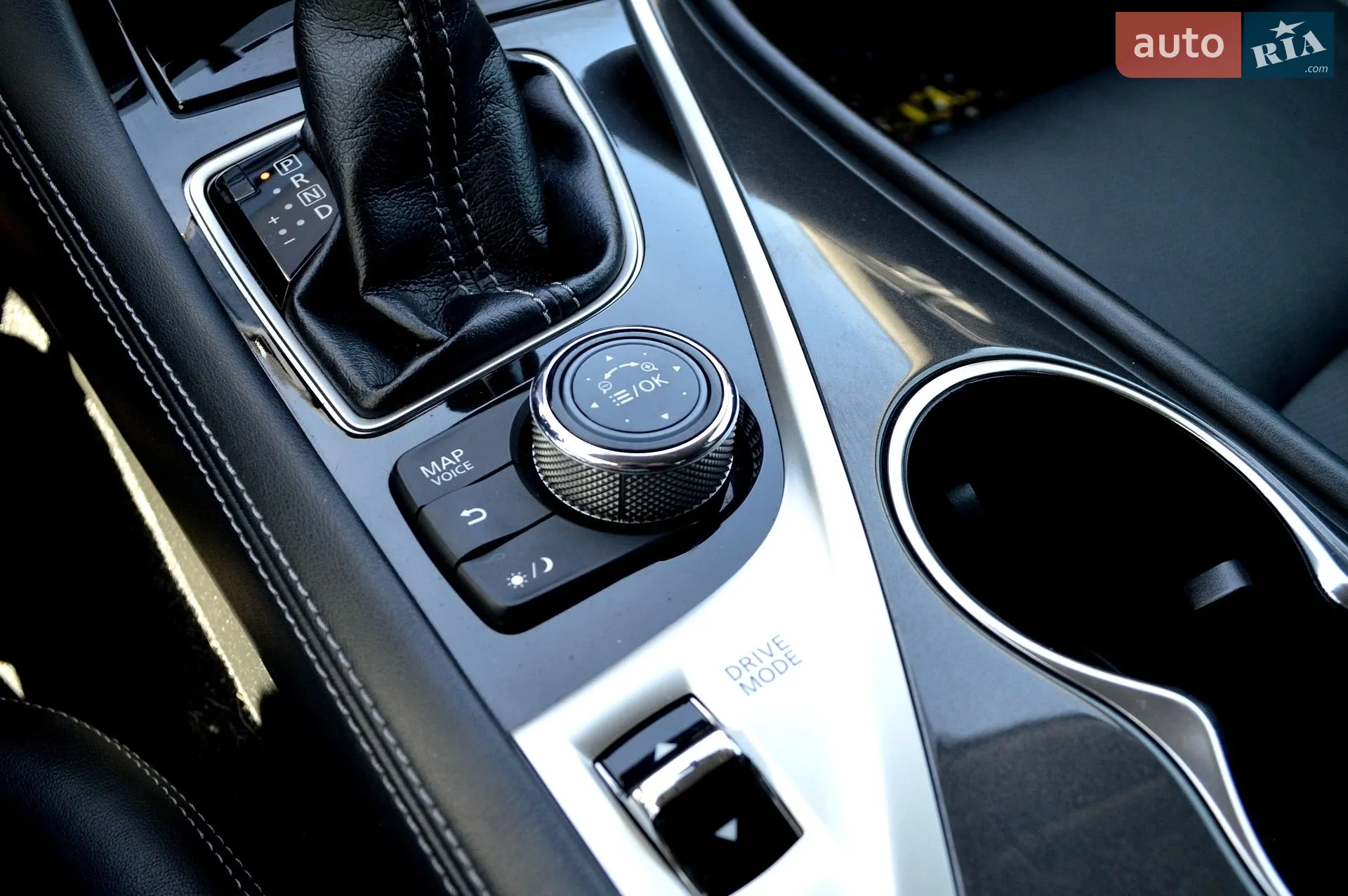 2016 Infiniti Q50 - мініатюра 24