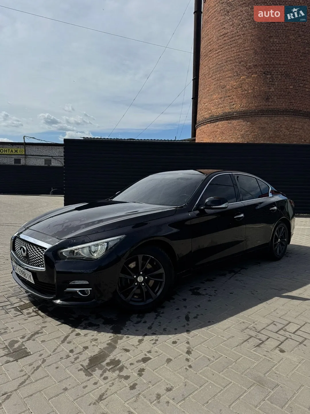 2017 Infiniti Q50 - мініатюра 2