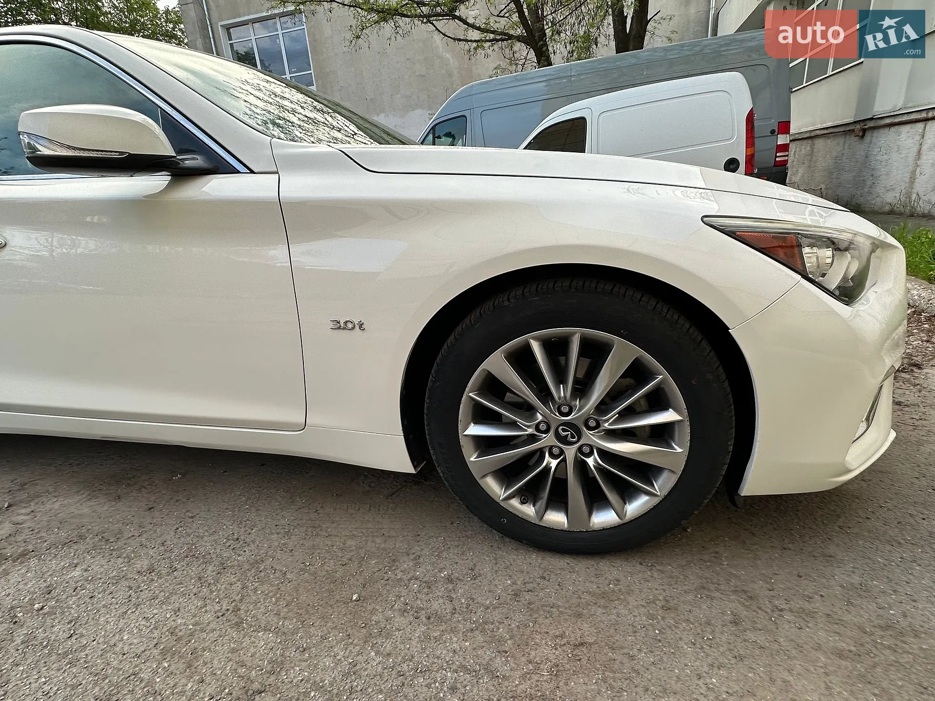2017 Infiniti Q50 - мініатюра 4