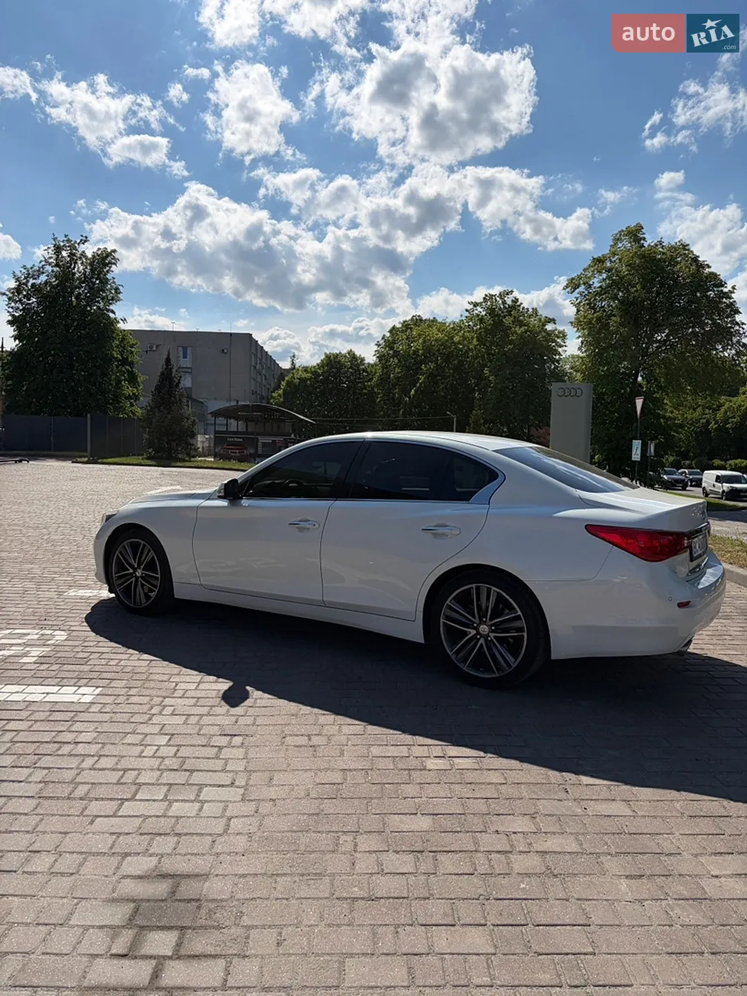 2015 Infiniti Q50 - мініатюра 6