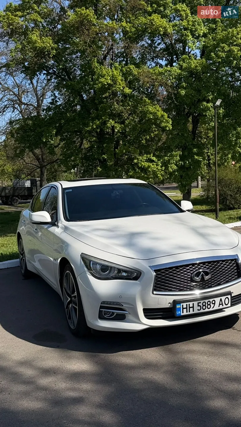 2015 Infiniti Q50 - фото 1