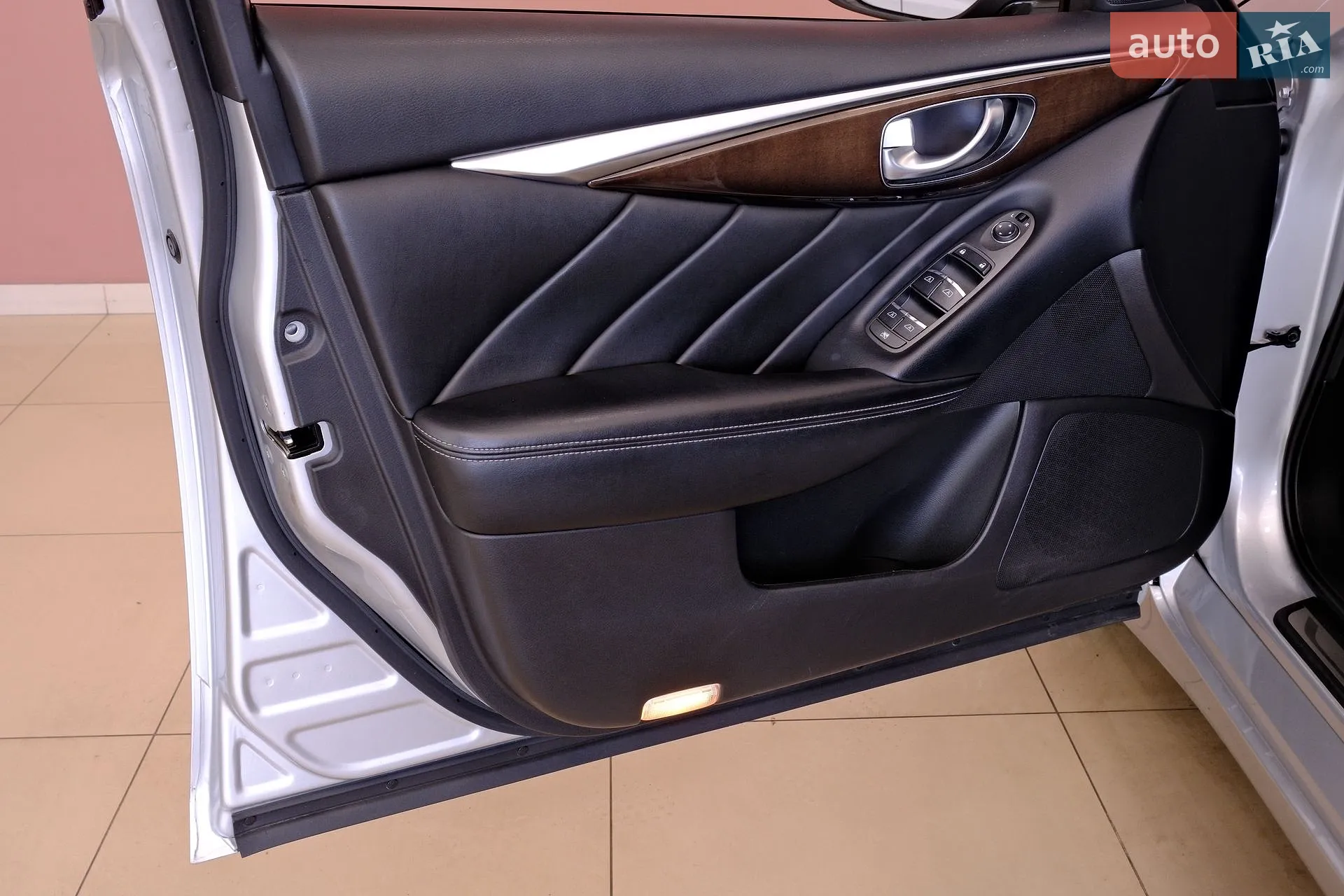 2019 Infiniti Q50 - мініатюра 25