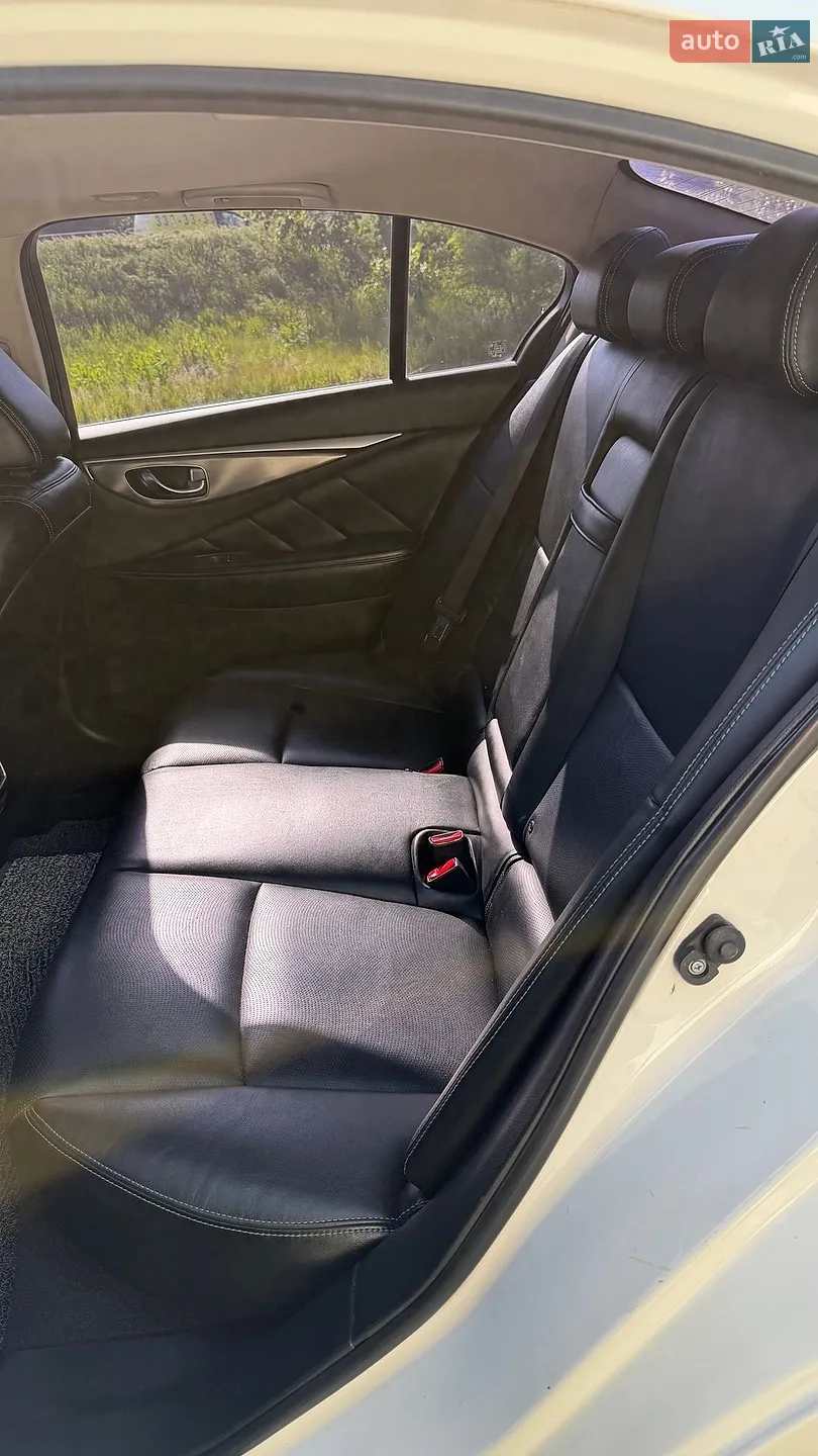 2015 Infiniti Q50 - мініатюра 15