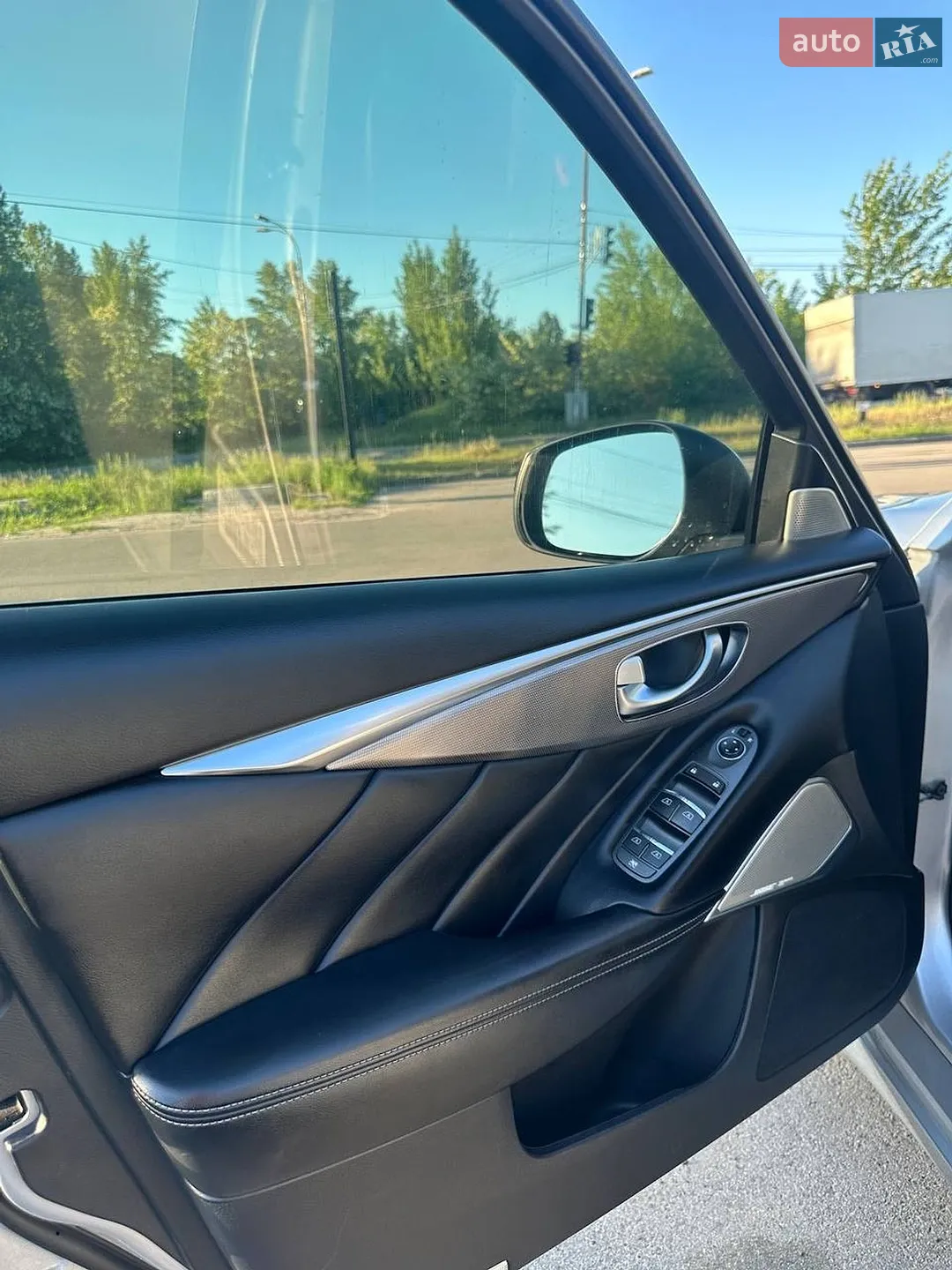 2016 Infiniti Q50 - мініатюра 24