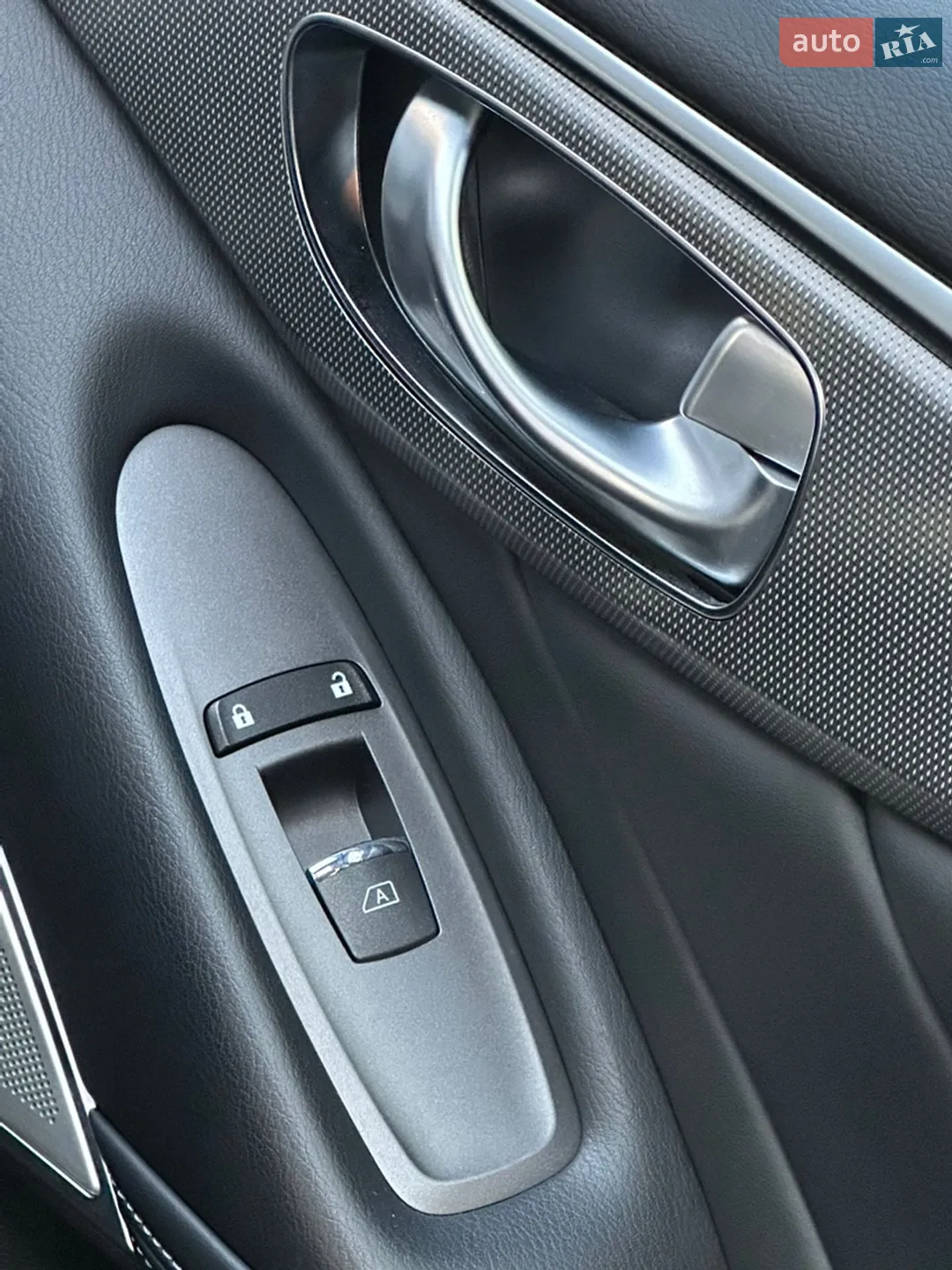2017 Infiniti Q50 - мініатюра 19