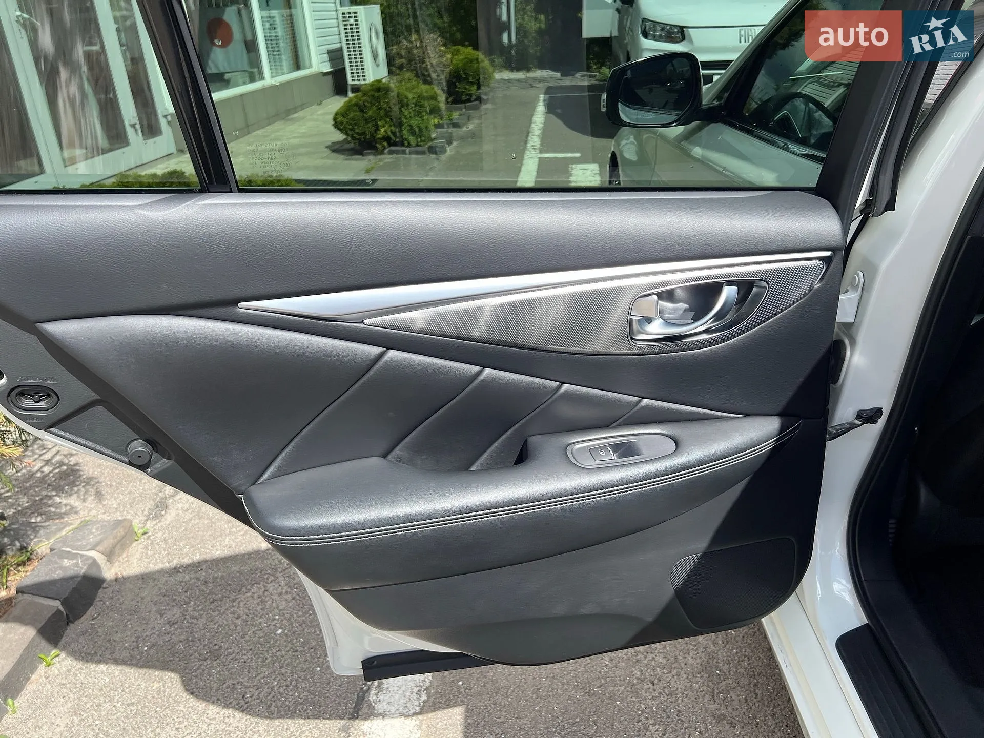 2016 Infiniti Q50 - мініатюра 38