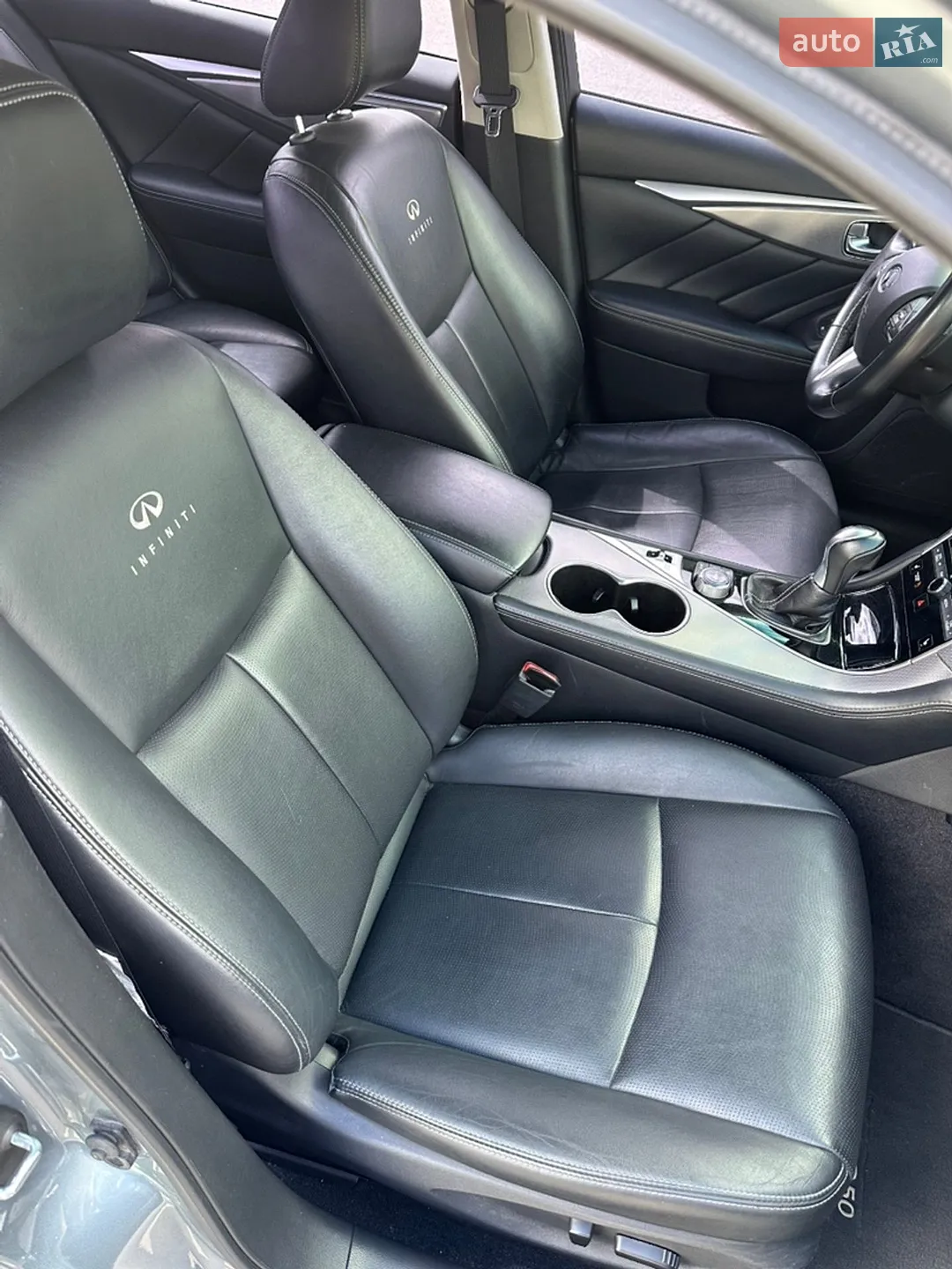 2015 Infiniti Q50 - мініатюра 11