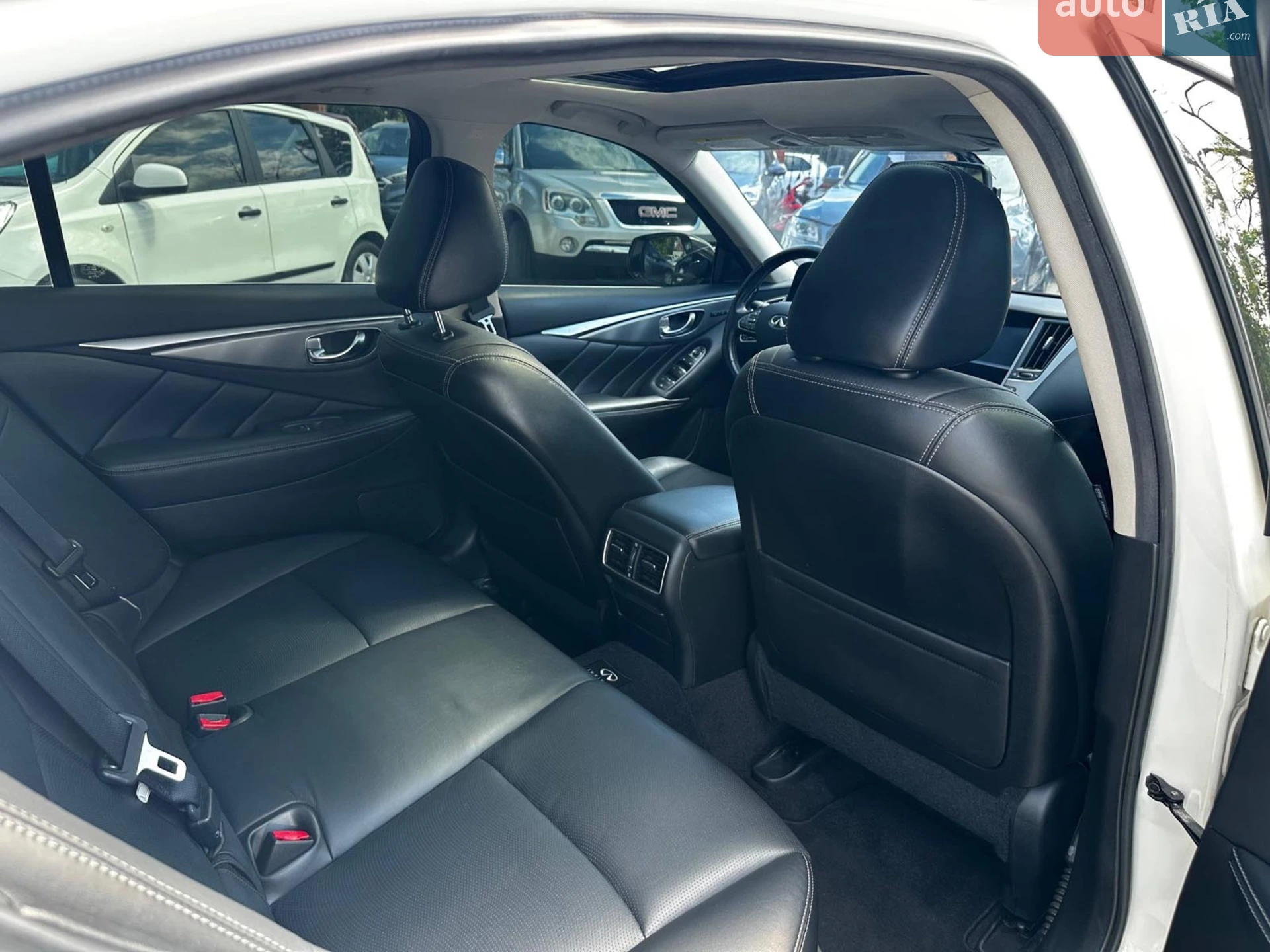 2015 Infiniti Q50 - мініатюра 24
