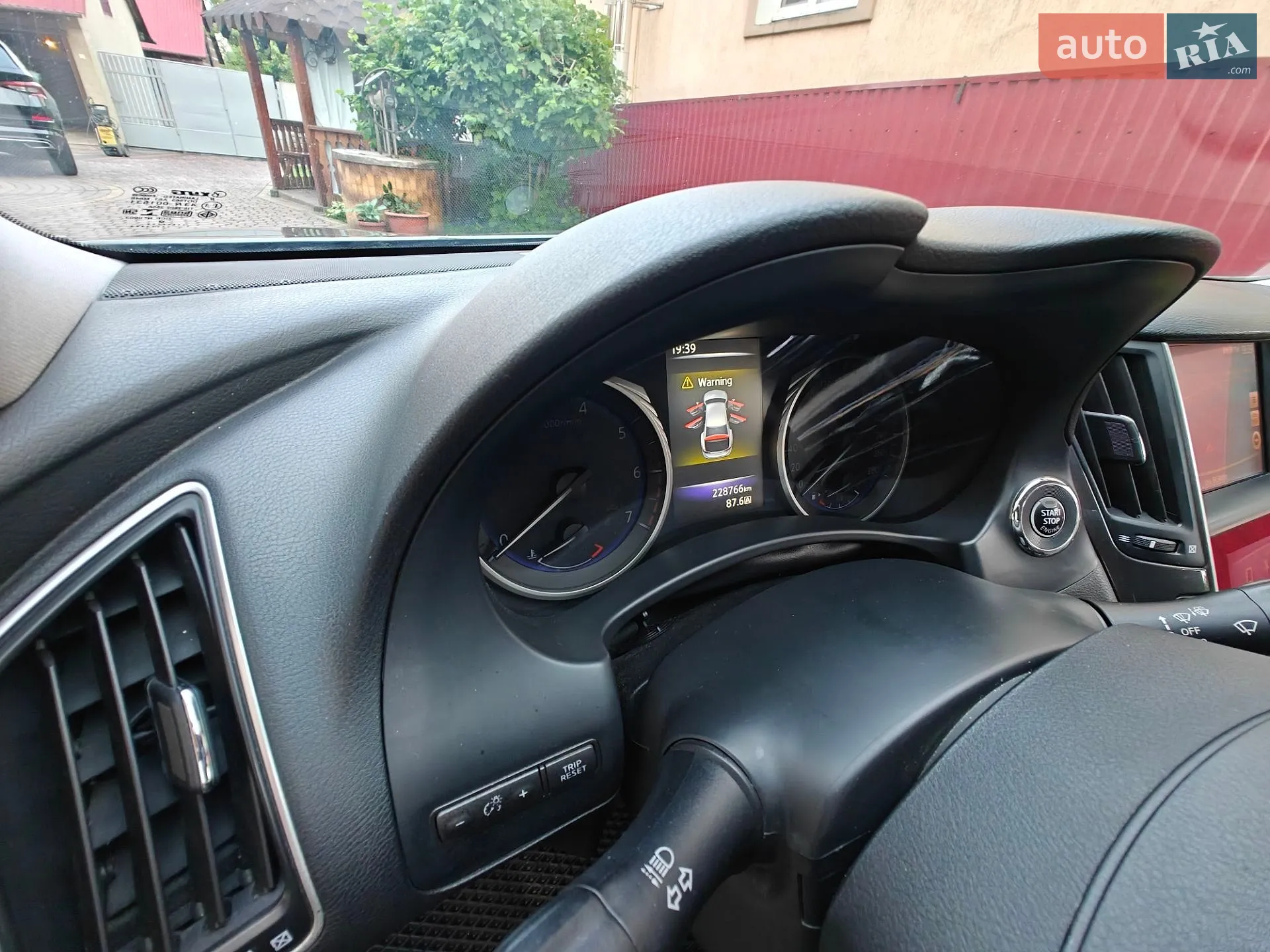 2015 Infiniti Q50 - мініатюра 17