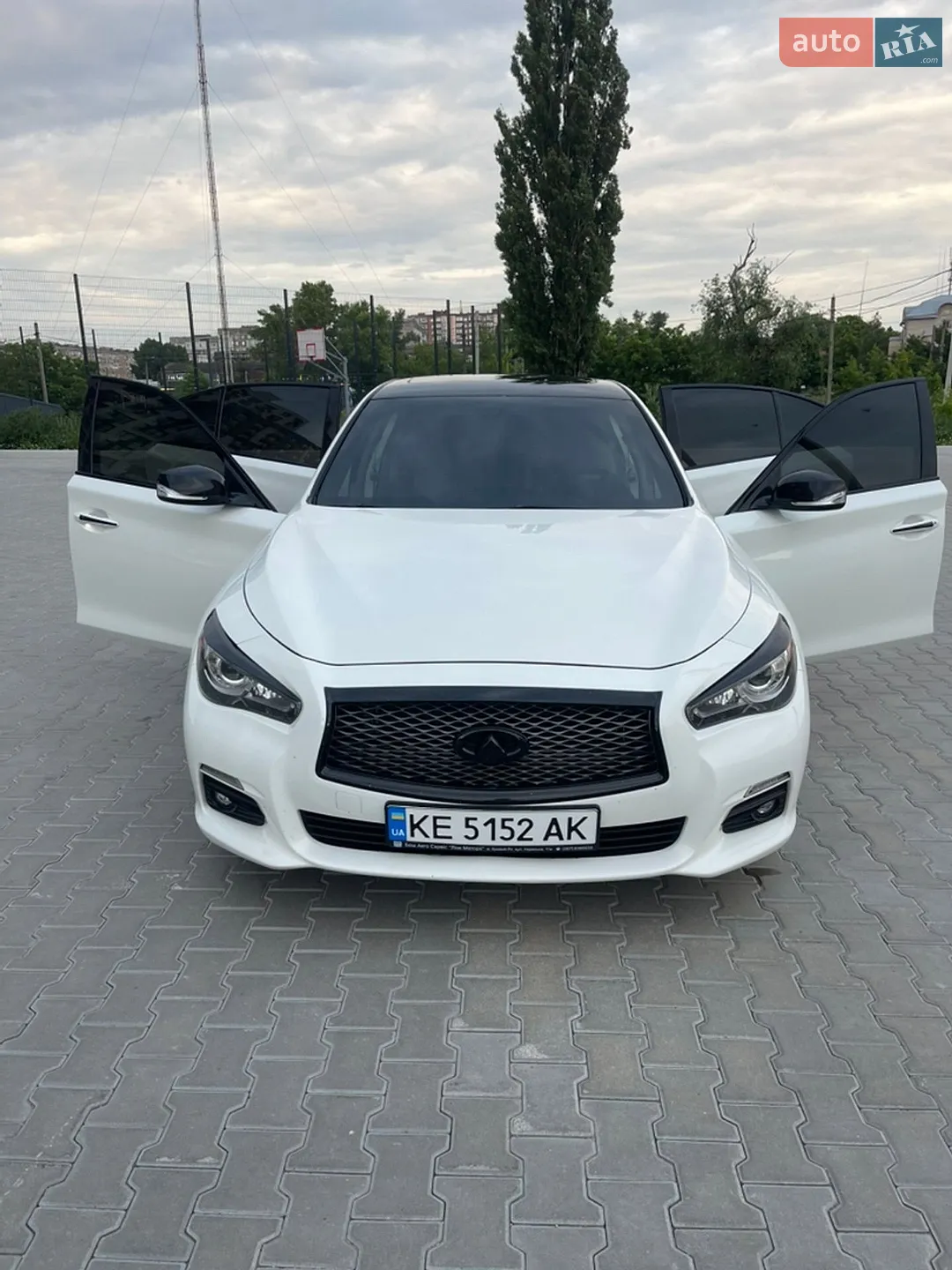 2015 Infiniti Q50 - мініатюра 17