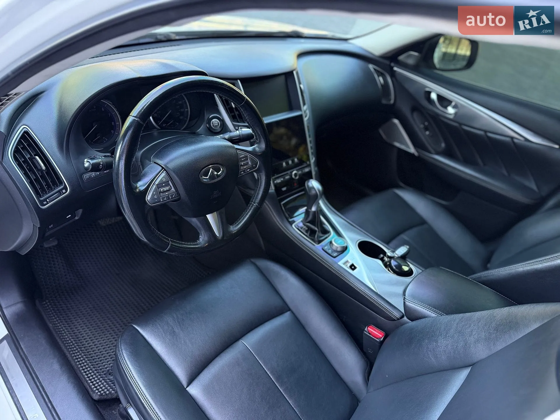 2016 Infiniti Q50 - мініатюра 16