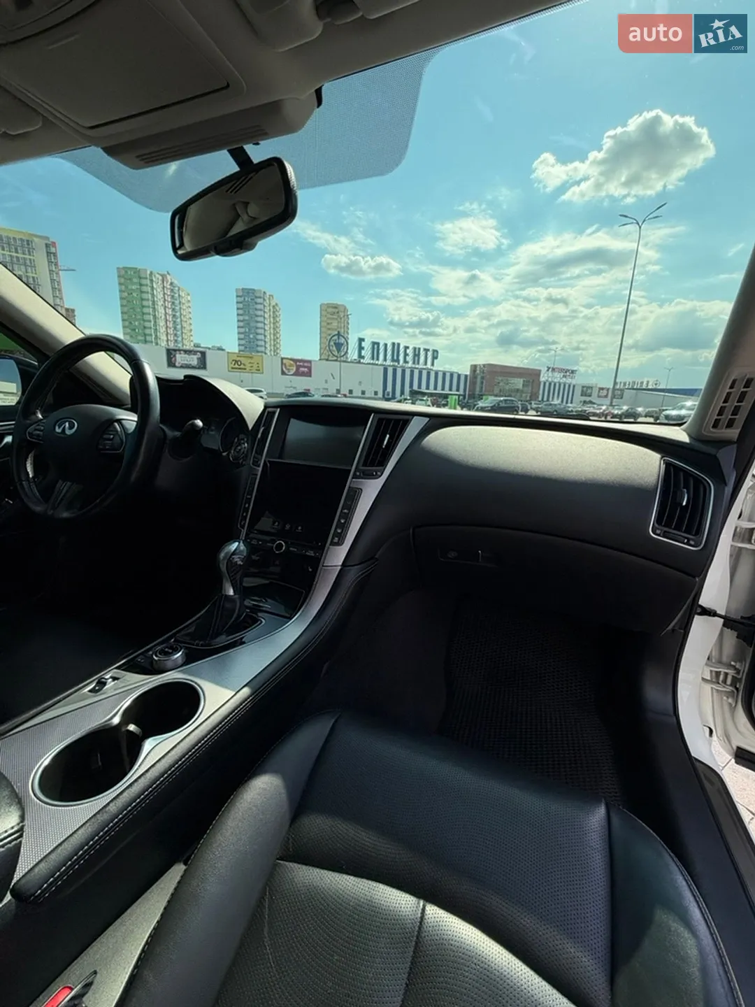 2014 Infiniti Q50 - мініатюра 18