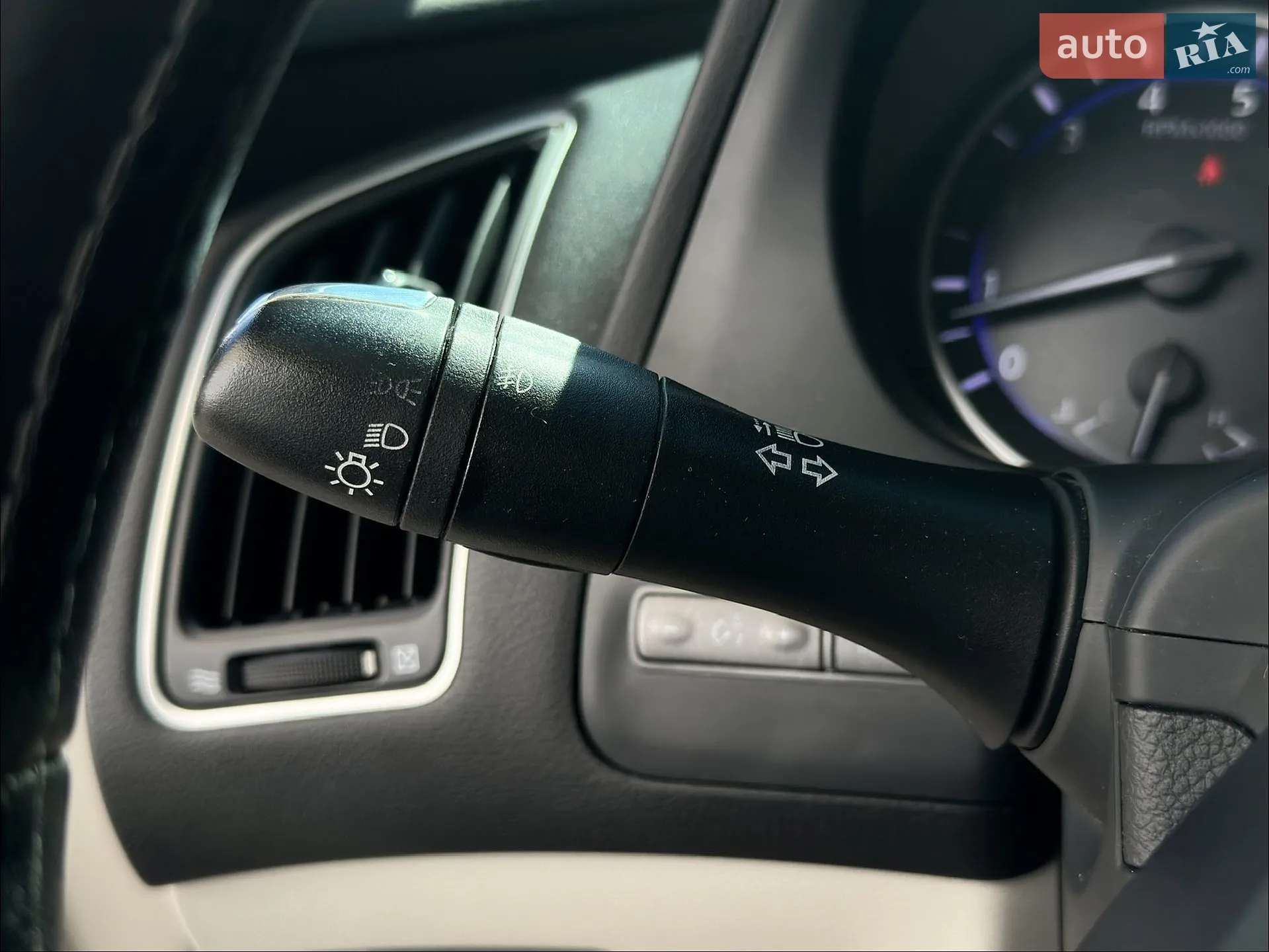 2016 Infiniti Q50 - мініатюра 10