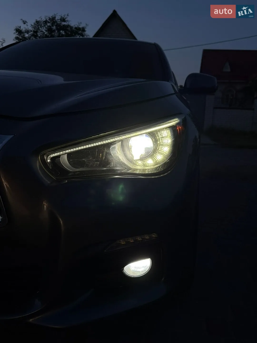 2015 Infiniti Q50 - мініатюра 19