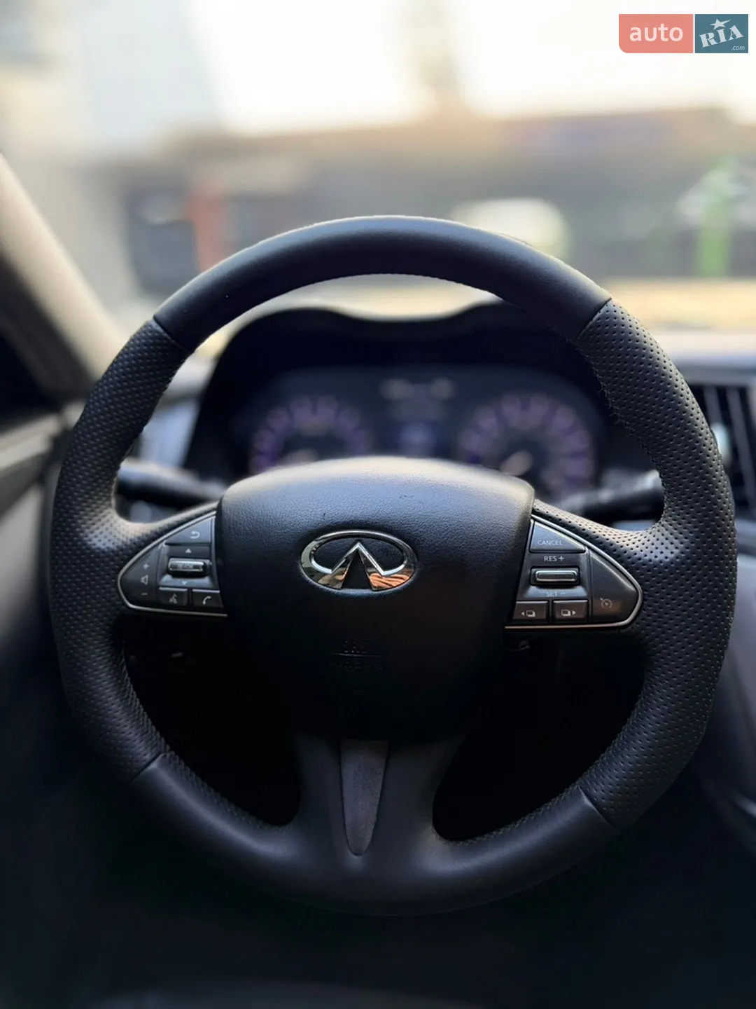 2015 Infiniti Q50 - мініатюра 12