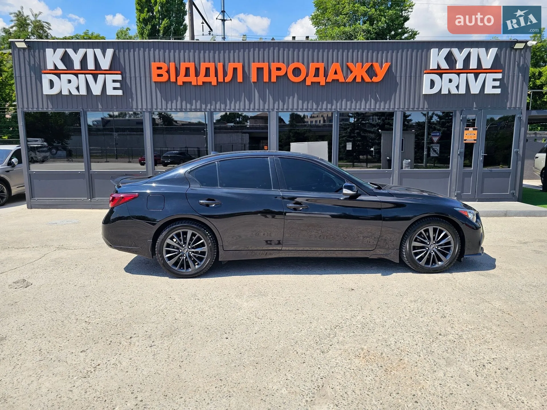 2017 Infiniti Q50 - мініатюра 11