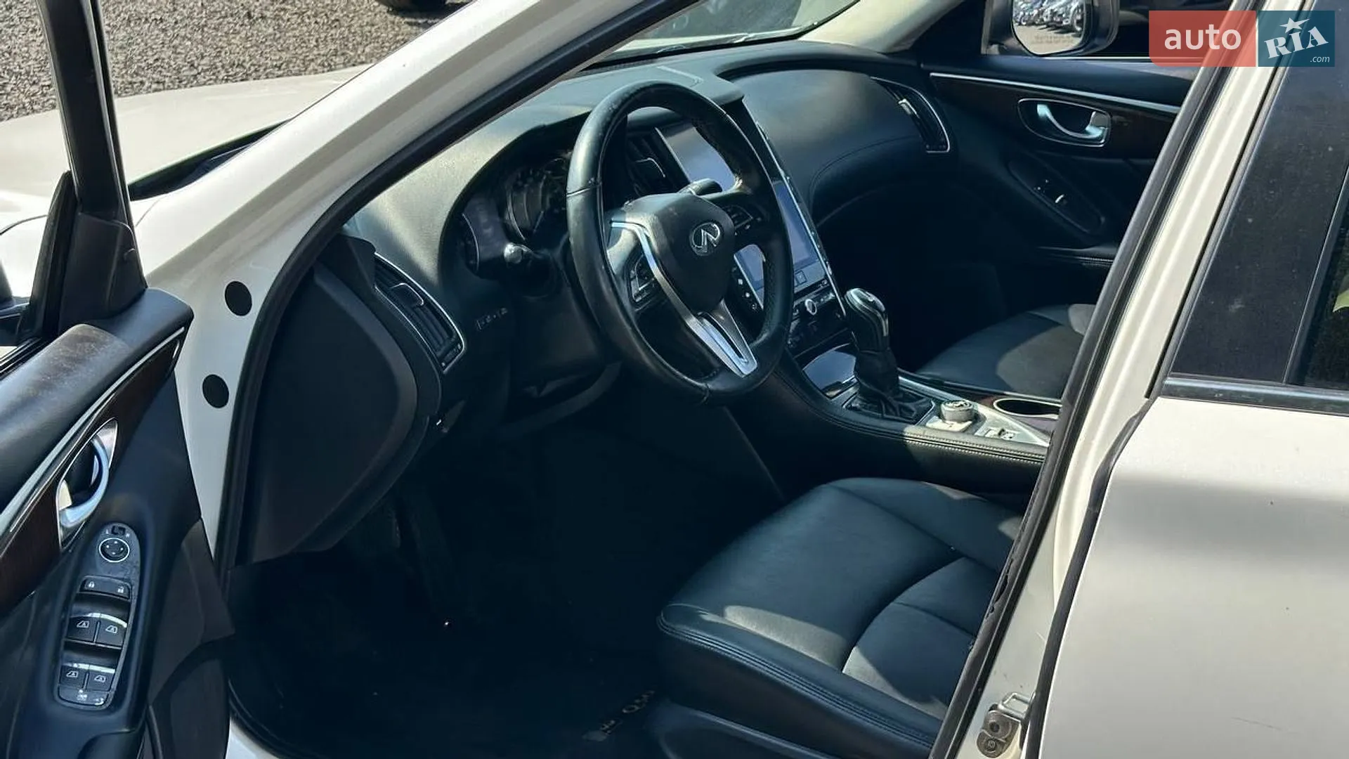 2017 Infiniti Q50 - мініатюра 9