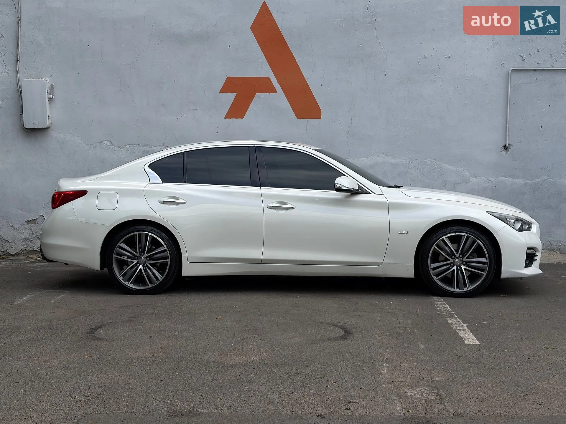 2015 Infiniti Q50 - мініатюра 13