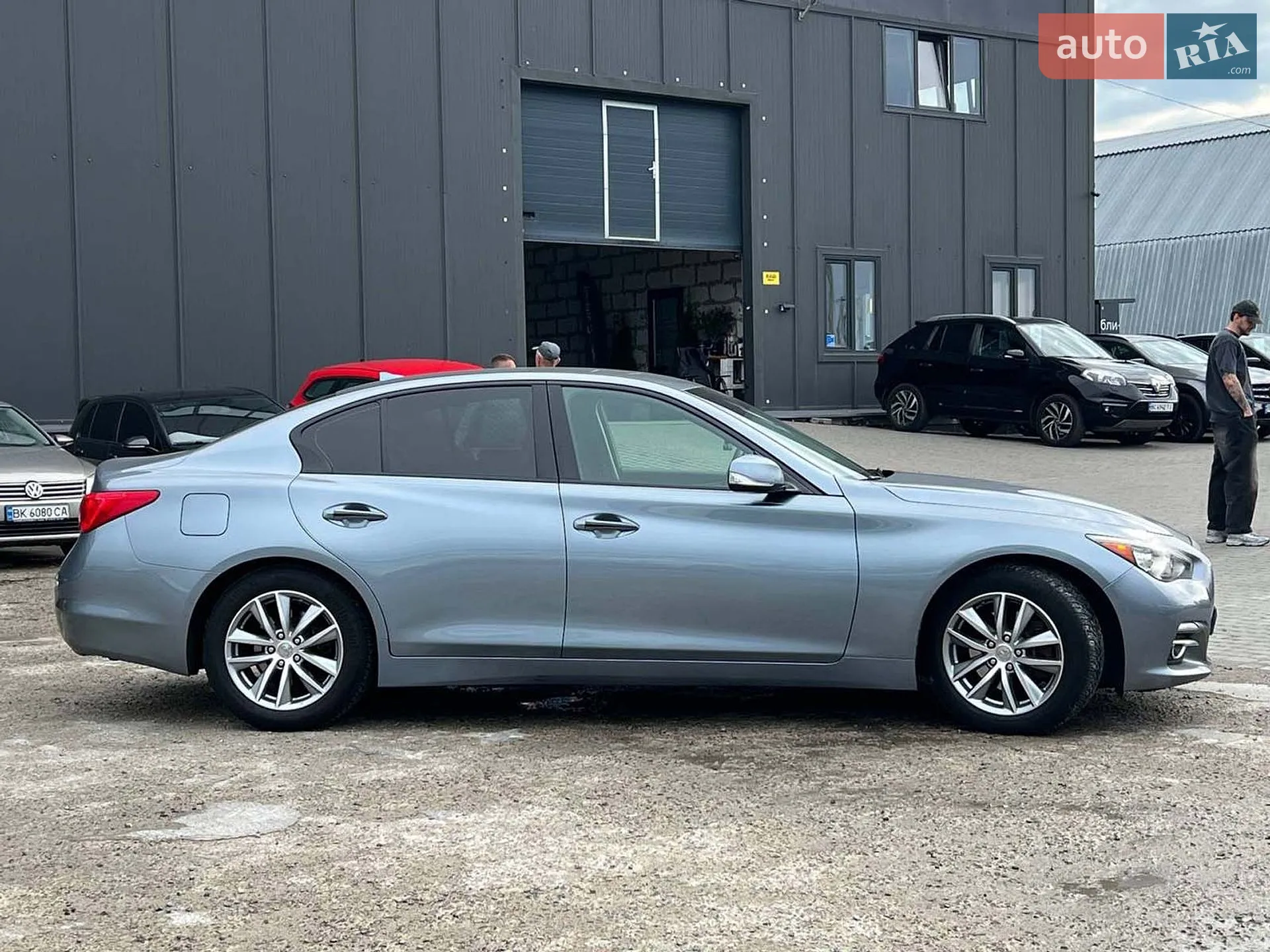 2015 Infiniti Q50 - мініатюра 9