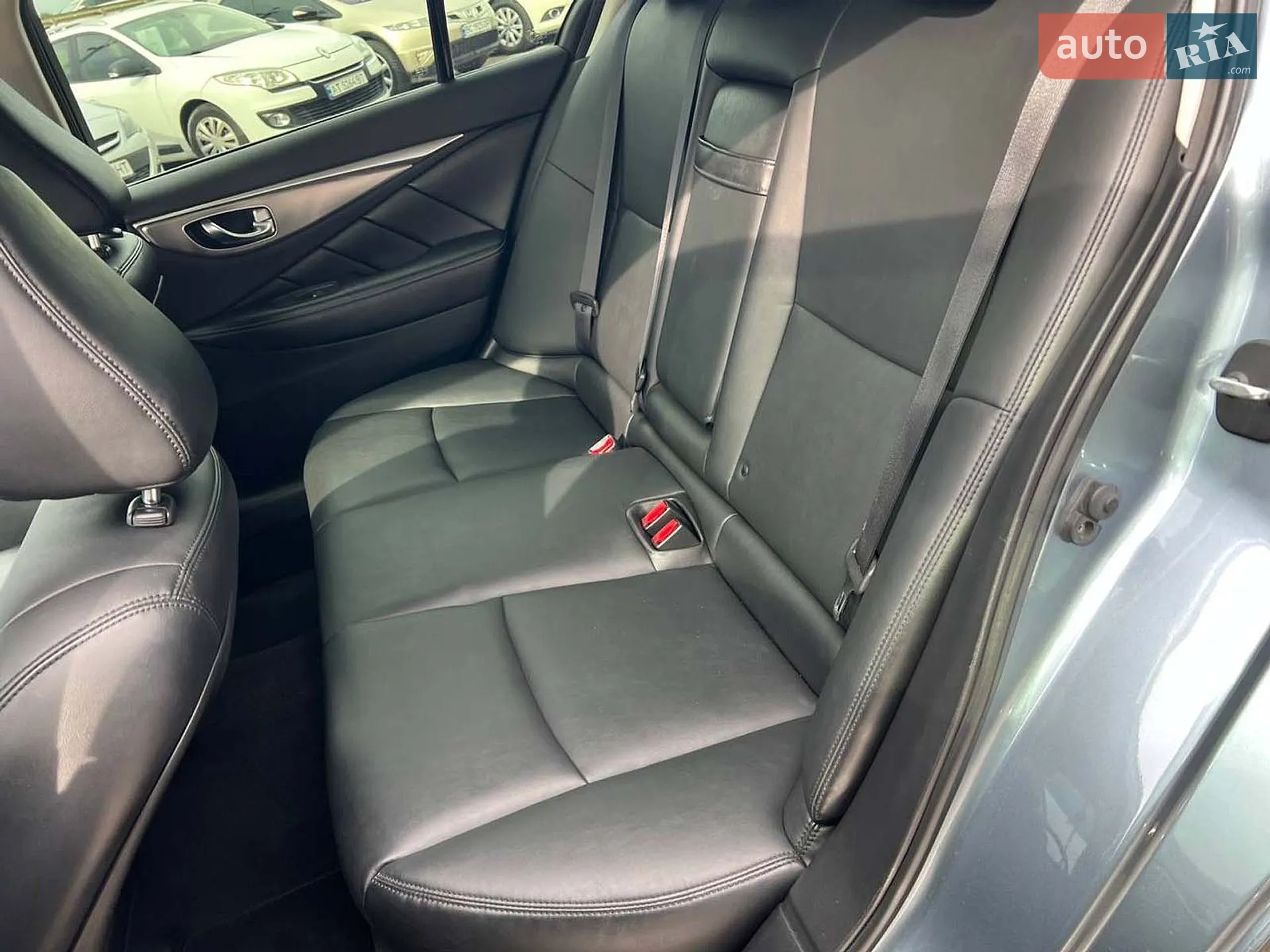 2015 Infiniti Q50 - мініатюра 38